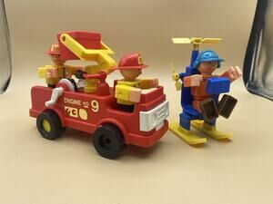 Gabriel Wannabees Firetruck & Helicopter &Figures 1975 Vintage Gabriel
